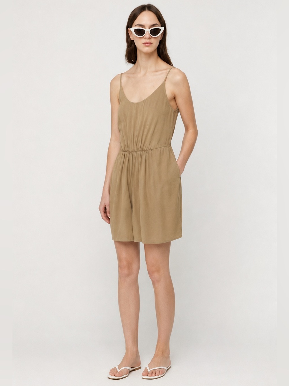 Oak and Fort Rayon Sleeveless Jumpsuit Size M